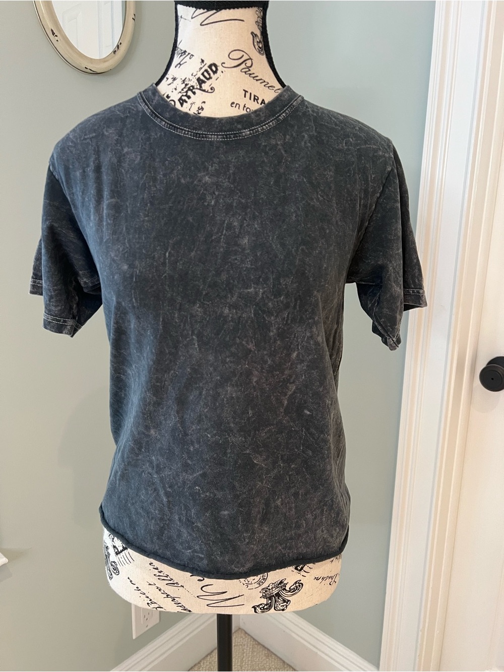 Antistar vintage, faded acid-wash gray short sleeve t shirt | Size S | Like New